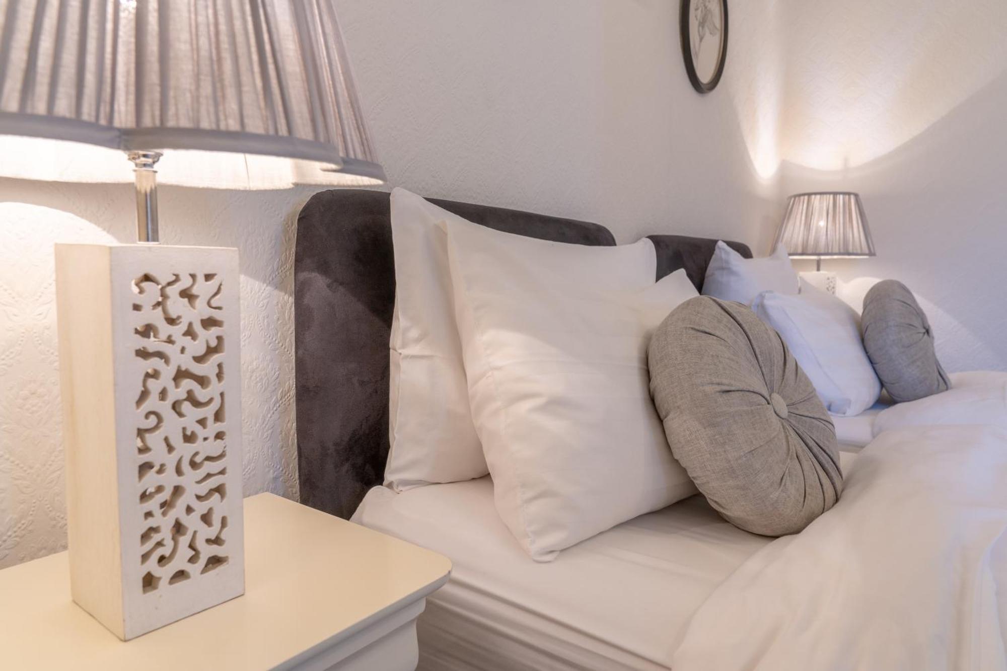 Bankton House Hotel Livingston Ngoại thất bức ảnh